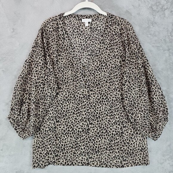 Garnet Hill Silk Blouse Womens Size 4 Animal Print Henley V-Neck Balloon Sleeve - Picture 1 of 9